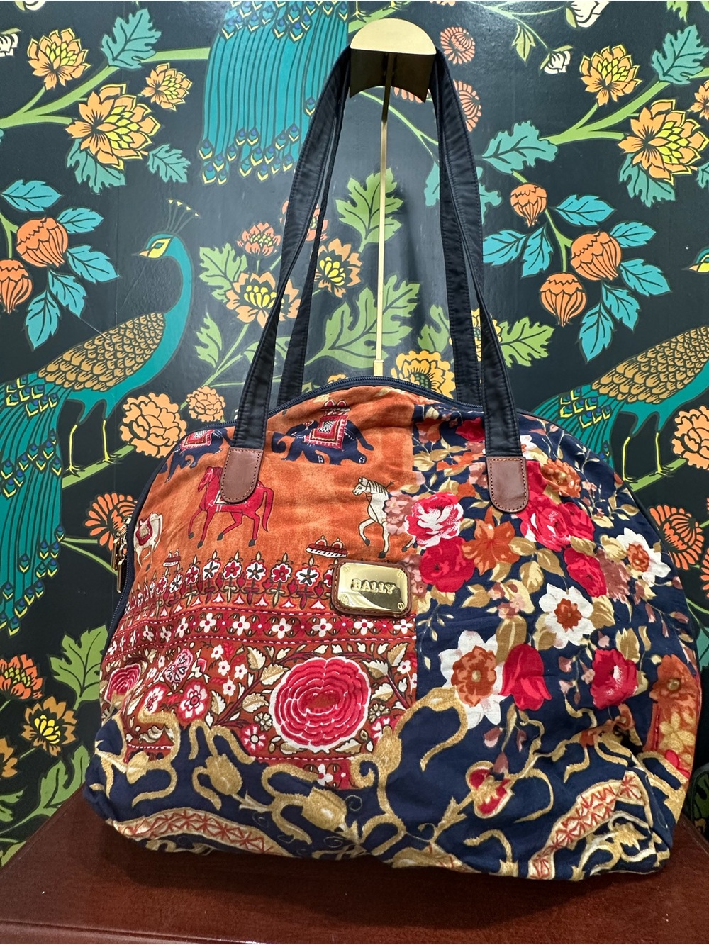 Vintage Bally Elephant Horse Floral Print Large Shoulder Tote - Picture 4 of 16